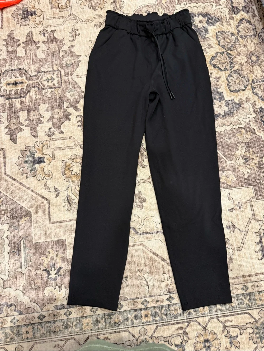 Lululemon Keep Moving Pant 7/8 High-Rise—size 4